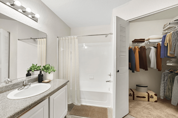 En suite bathroom